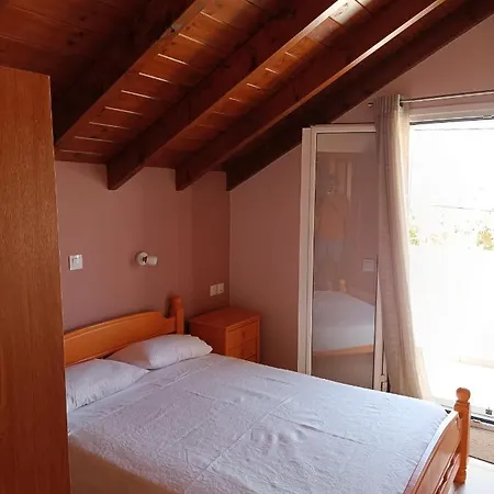 Holiday home Batolios